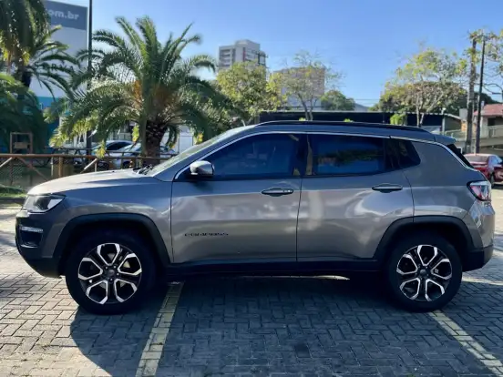 JEEP-COMPASS-2.0 16V DIESEL LONGITUDE 4X4 AUTOMÁTICO JEEP-COMPASS-2018
