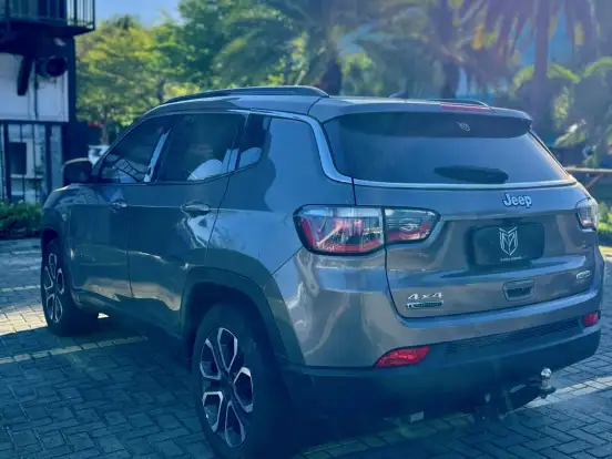 JEEP-COMPASS-2.0 16V DIESEL LONGITUDE 4X4 AUTOMÁTICO JEEP-COMPASS-2018