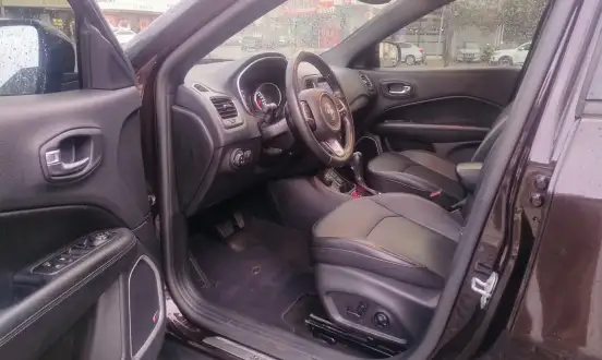 JEEP-COMPASS-2020