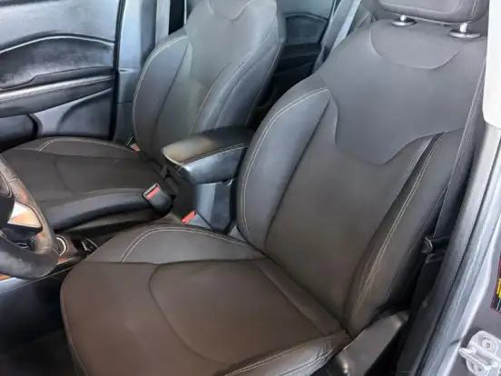JEEP-COMPASS-2.0 16V FLEX LONGITUDE AUTOMÁTICO JEEP-COMPASS-2016