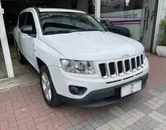JEEP COMPASS 2.0 SPORT 4X2 16V GASOLINA 4P AUTOMÁTICO JEEP COMPASS 2.0 SPORT 4X2 16V GASOLINA 4P AUTOMÁTICO
