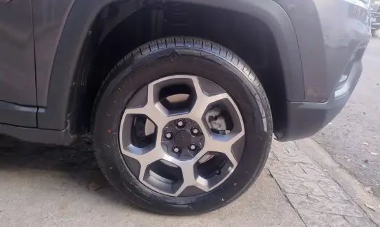 JEEP-COMPASS-2021