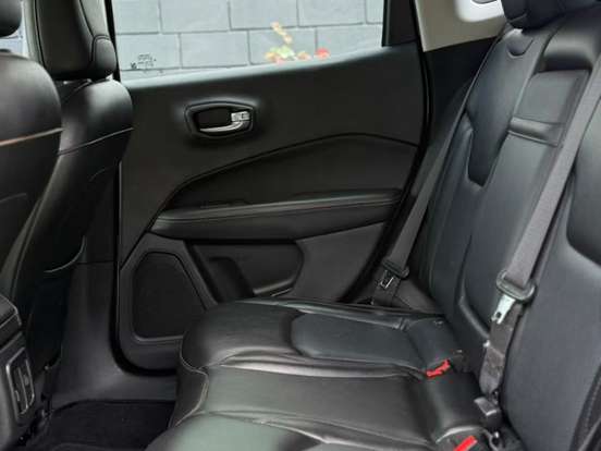 JEEP-COMPASS-2.0 16V DIESEL LONGITUDE 4X4 AUTOMÁTICO JEEP-COMPASS-2020