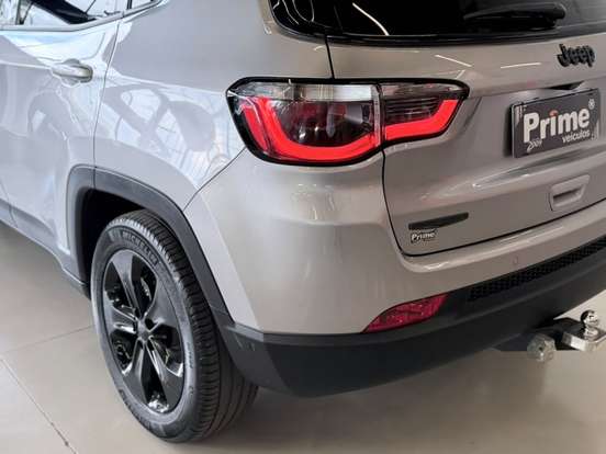 JEEP-COMPASS-2.0 16V FLEX LONGITUDE AUTOMÁTICO JEEP-COMPASS-2019