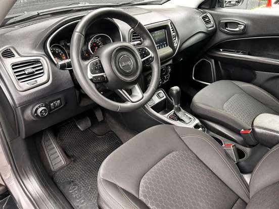 JEEP-COMPASS-2.0 16V FLEX SPORT AUTOMÁTICO JEEP-COMPASS-2018