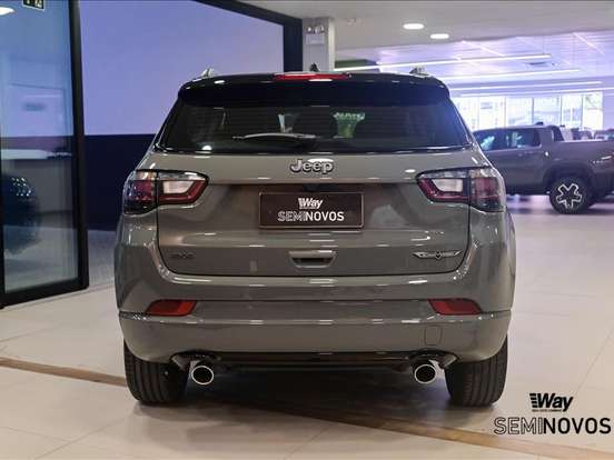 JEEP-COMPASS-2.0 HURRICANE 4 TURBO GASOLINA BLACKHAWK AT9 JEEP-COMPASS-2025