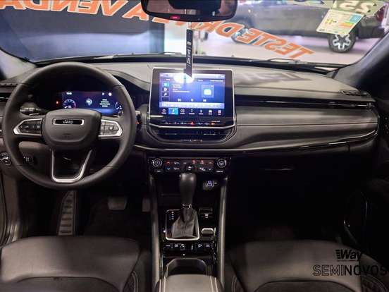 JEEP-COMPASS-2.0 HURRICANE 4 TURBO GASOLINA BLACKHAWK AT9 JEEP-COMPASS-2025