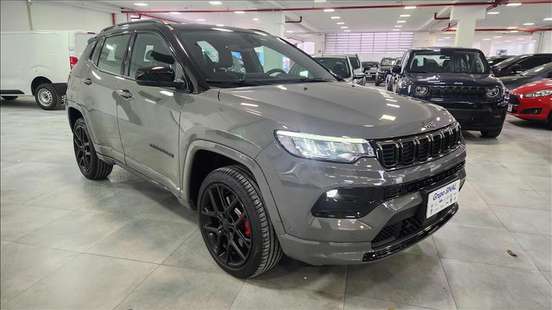 JEEP-COMPASS-2.0 HURRICANE 4 TURBO GASOLINA BLACKHAWK AT9 JEEP-COMPASS-2025