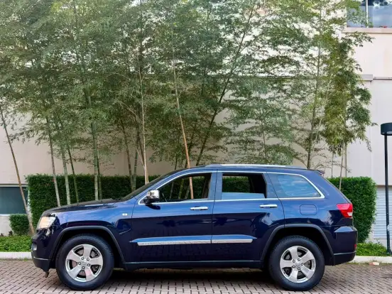 JEEP-GRAND CHEROKEE-2011