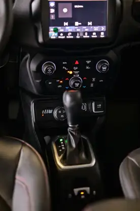JEEP-RENEGADE-2022