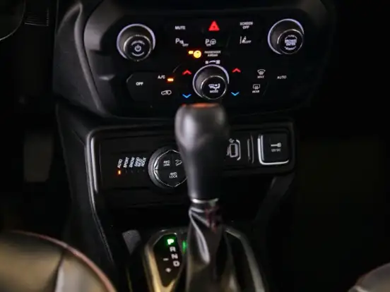 JEEP-RENEGADE-1.3 T270 TURBO FLEX TRAILHAWK 4X4 AT9 JEEP-RENEGADE-2022