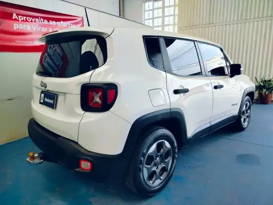 JEEP-RENEGADE-1.8 16V FLEX SPORT 4P AUTOMÁTICO JEEP-RENEGADE-2017
