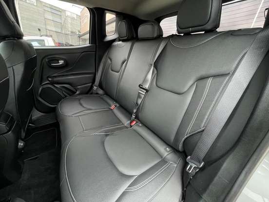 JEEP-RENEGADE-1.3 T270 TURBO FLEX ALTITUDE AT6 JEEP-RENEGADE-2024