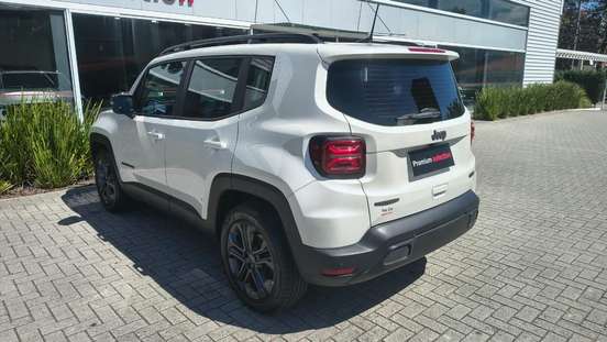 JEEP-RENEGADE-2024