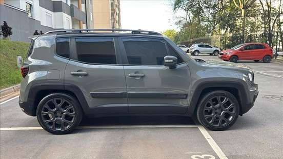 JEEP-RENEGADE-2022