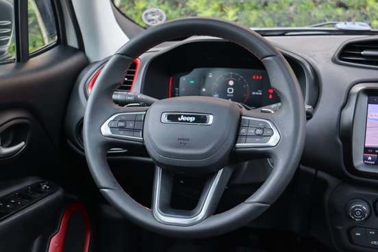 JEEP-RENEGADE-2022