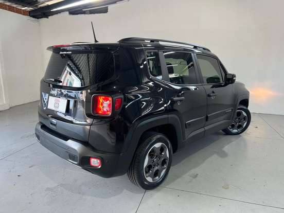 JEEP-RENEGADE-2021