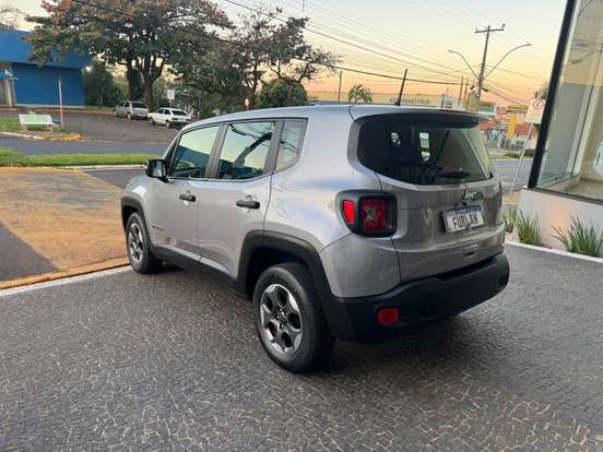JEEP-RENEGADE-2019
