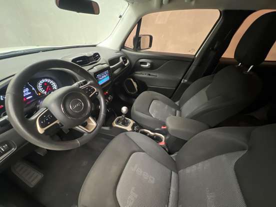 JEEP-RENEGADE-2017