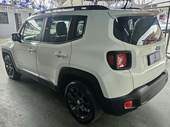 JEEP-RENEGADE-2015