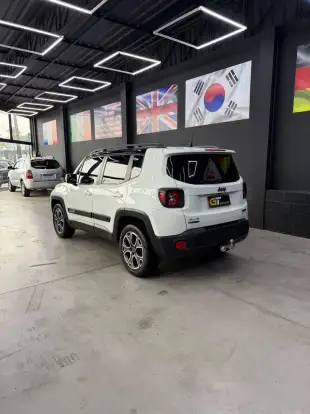 JEEP-RENEGADE-2018