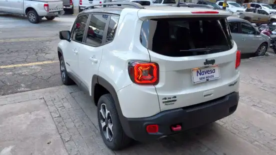 JEEP-RENEGADE-2021
