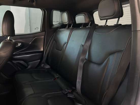 JEEP-RENEGADE-2021