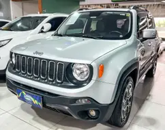 JEEP RENEGADE 2.0 16V TURBO DIESEL LONGITUDE 4P 4X4 AUTOMÁTICO JEEP RENEGADE 2.0 16V TURBO DIESEL LONGITUDE 4P 4X4 AUTOMÁTICO