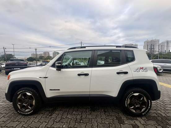 JEEP-RENEGADE-2.0 16V TURBO DIESEL SPORT 4P 4X4 AUTOMÁTICO JEEP-RENEGADE-2016