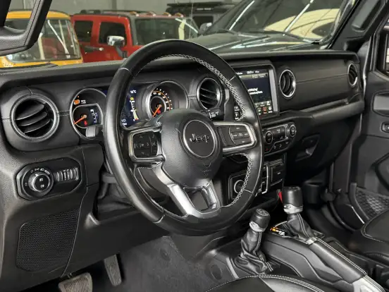 JEEP-WRANGLER-2020