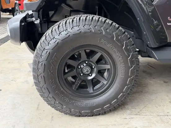 JEEP-WRANGLER-2.0 TURBO GASOLINA UNLIMITED SAHARA 4P 4X4 AT8 JEEP-WRANGLER-2020