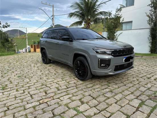 JEEP-COMMANDER-2.0 HURRICANE 4 TURBO GASOLINA BLACKHAWK AT9 JEEP-COMMANDER-2025