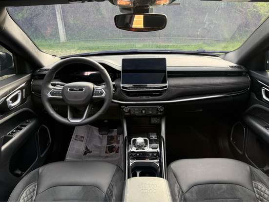 JEEP-COMMANDER-2025