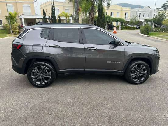JEEP-COMPASS-2024