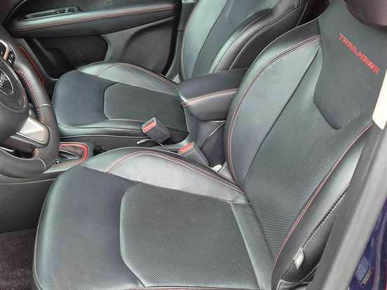 JEEP-COMPASS-2.0 16V DIESEL TRAILHAWK 4X4 AUTOMÁTICO JEEP-COMPASS-2021