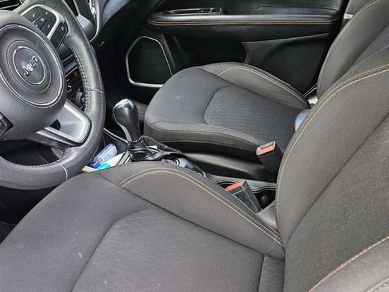 JEEP-COMPASS-2.0 16V FLEX SPORT AUTOMÁTICO JEEP-COMPASS-2018