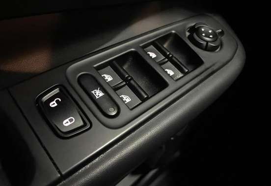 JEEP-RENEGADE-2022
