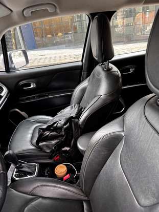JEEP-RENEGADE-1.8 16V FLEX LONGITUDE 4P AUTOMÁTICO JEEP-RENEGADE-2019