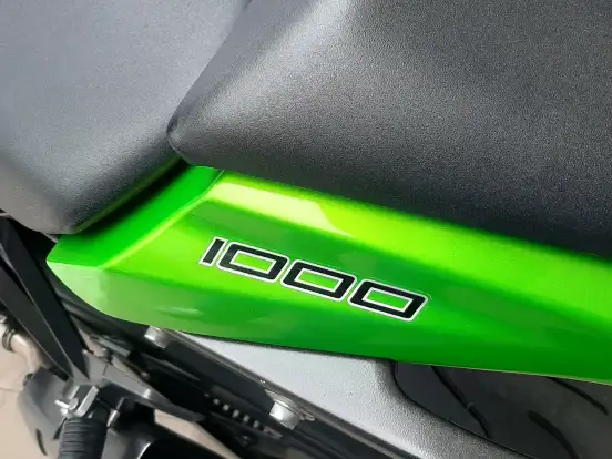 KAWASAKI-NINJA 1000 KAWASAKI-NINJA 1000-2011