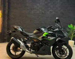 KAWASAKI NINJA 400 KAWASAKI NINJA 400