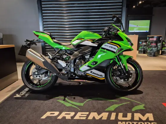 KAWASAKI NINJA ZX-4RR 