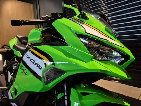 KAWASAKI-NINJA ZX-4RR KAWASAKI-NINJA ZX-4RR-2025