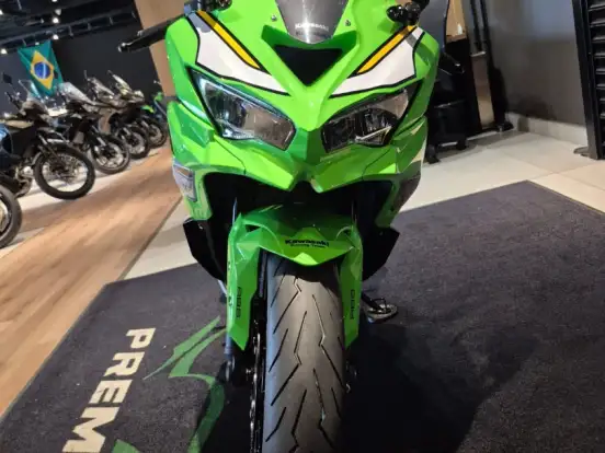 KAWASAKI-NINJA ZX-4RR KAWASAKI-NINJA ZX-4RR-2025