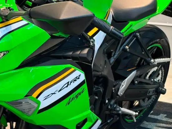 KAWASAKI-NINJA ZX-4RR KAWASAKI-NINJA ZX-4RR-2025