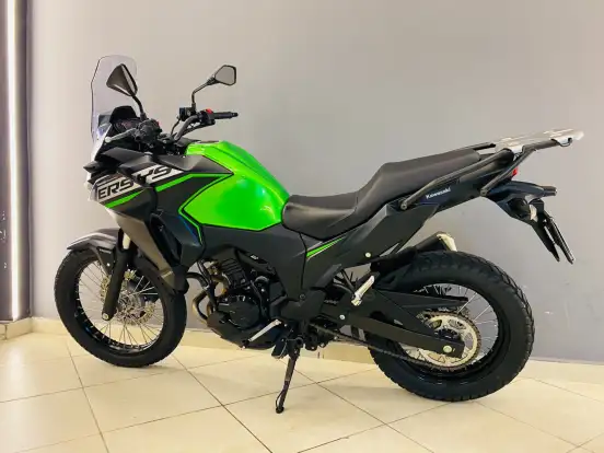 KAWASAKI-VERSYS-X 300-2025
