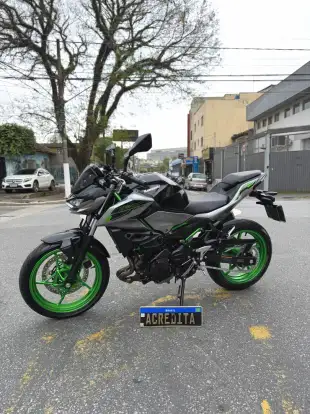 KAWASAKI-Z500 SE-2025