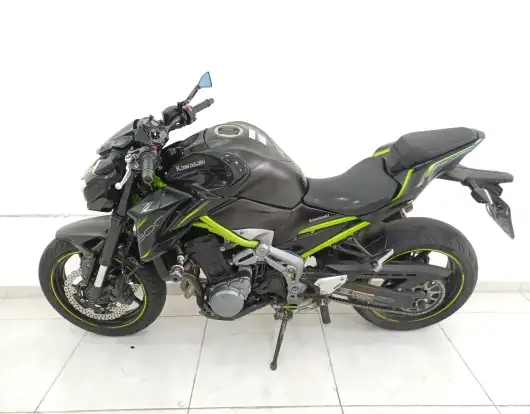 KAWASAKI-Z900-2019