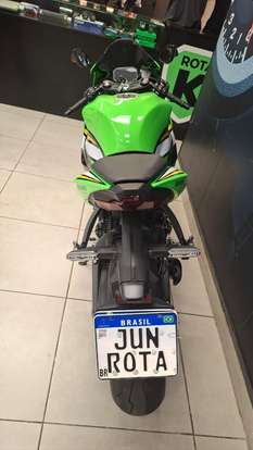 KAWASAKI-NINJA ZX-6R-2025