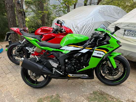 KAWASAKI-NINJA ZX-6R-2025