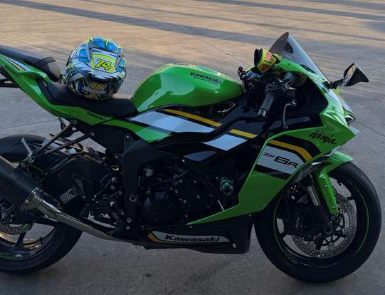 KAWASAKI-NINJA ZX-6R-2025